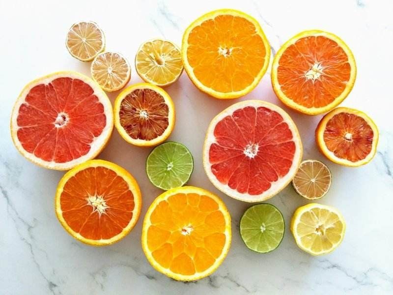 아스코르브산 분말 99% 순수 CAS 50-81-7 EINECS 200-066-2 사용자 지정 요청